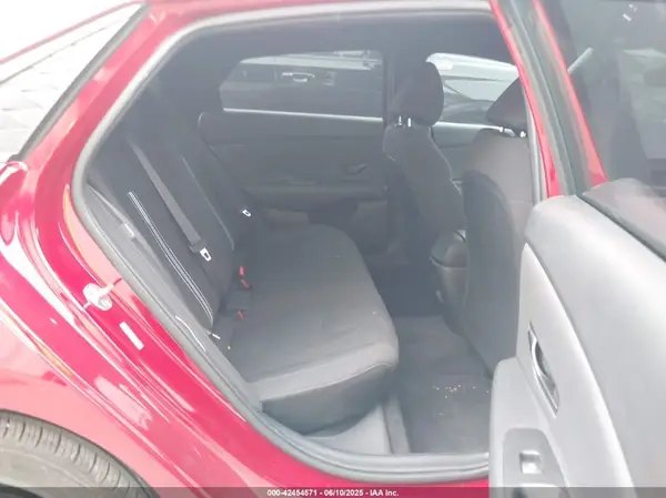 KMHLM4DG8SU937850 2025 HYUNDAI ELANTRA - Image 8
