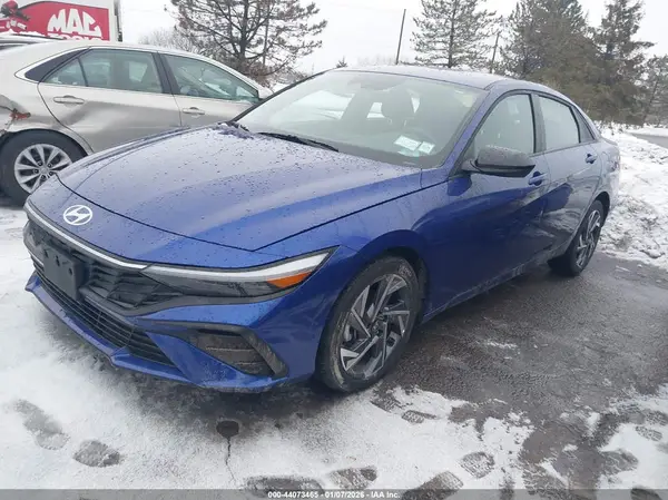 KMHLM4DG8SU938383 2025 HYUNDAI ELANTRA - Image 2