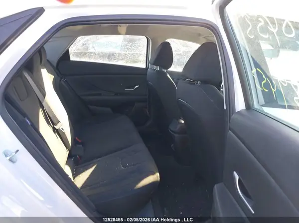 KMHLM4DG8SU939453 2025 HYUNDAI ELANTRA - Image 8