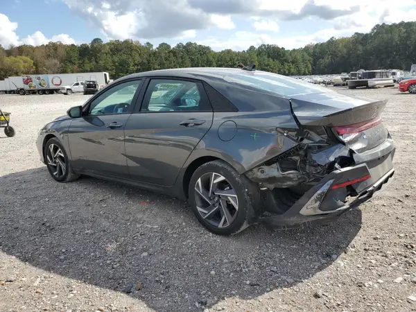 KMHLM4DG8SU949402 2025 HYUNDAI ELANTRA - Image 2