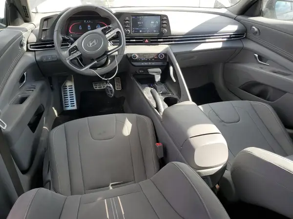 KMHLM4DG8SU949402 2025 HYUNDAI ELANTRA - Image 8