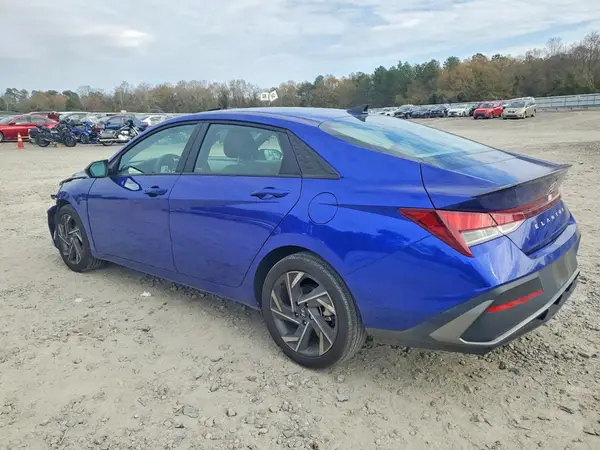 KMHLM4DG8SU951165 2025 HYUNDAI ELANTRA - Image 2