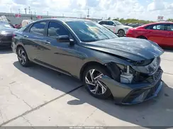 KMHLM4DG8SU952932 2025 HYUNDAI ELANTRA