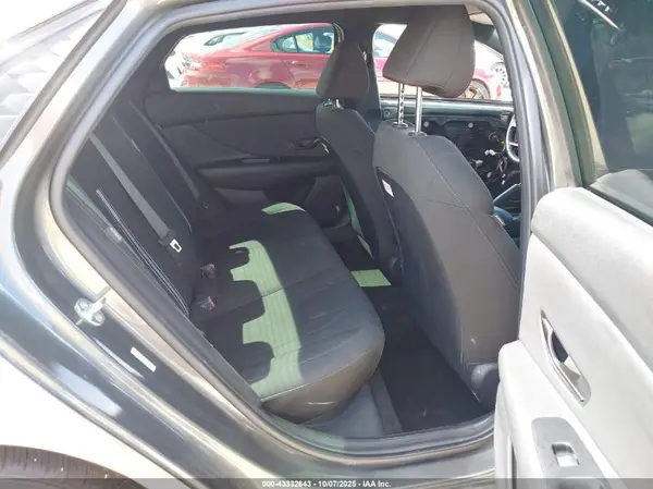 KMHLM4DG8SU952932 2025 HYUNDAI ELANTRA - Image 8