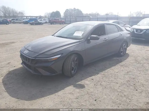 KMHLM4DG8SU953093 2025 HYUNDAI ELANTRA - Image 2