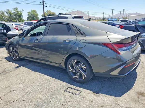 KMHLM4DG8SU958147 2025 HYUNDAI ELANTRA - Image 2