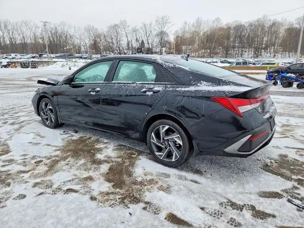 KMHLM4DG8SU958519 2025 HYUNDAI ELANTRA - Image 2