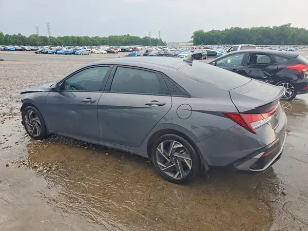 KMHLM4DG8SU960884 2025 HYUNDAI ELANTRA - Image 2
