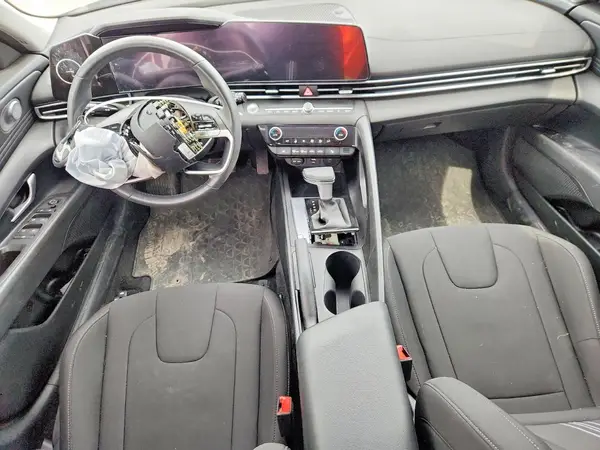 KMHLM4DG8SU966989 2025 HYUNDAI ELANTRA - Image 8