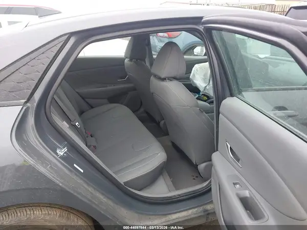 KMHLM4DG8SU969178 2025 HYUNDAI ELANTRA - Image 8