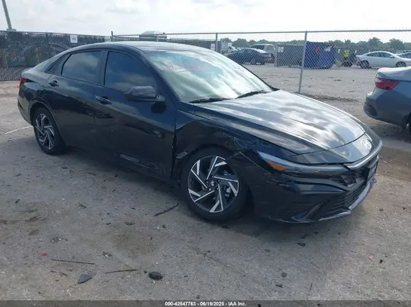 KMHLM4DG8SU972100 2025 HYUNDAI ELANTRA - Image 1