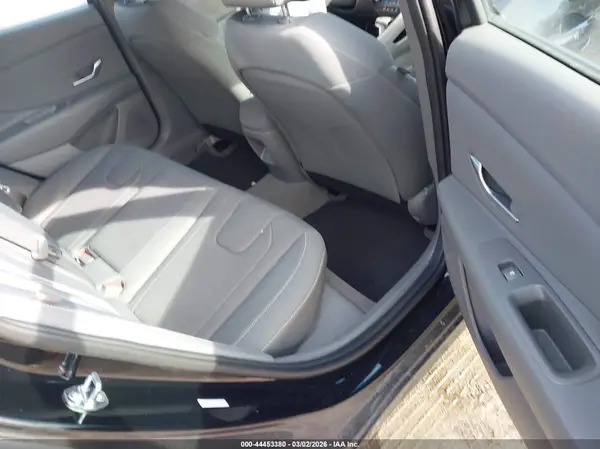KMHLM4DG8SU975837 2025 HYUNDAI ELANTRA - Image 8