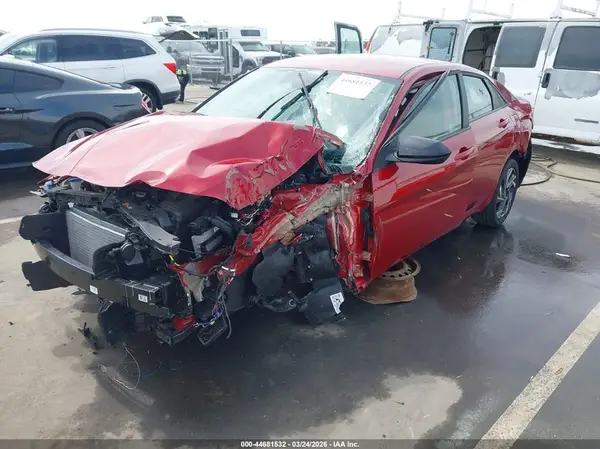 KMHLM4DG8SU981492 2025 HYUNDAI ELANTRA - Image 2