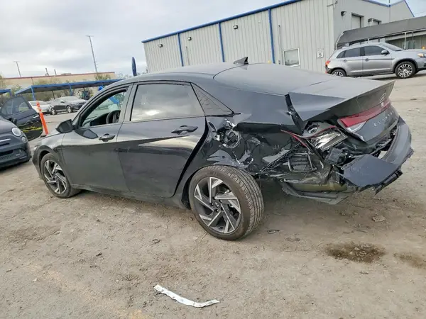 KMHLM4DG8SU984327 2025 HYUNDAI ELANTRA - Image 2
