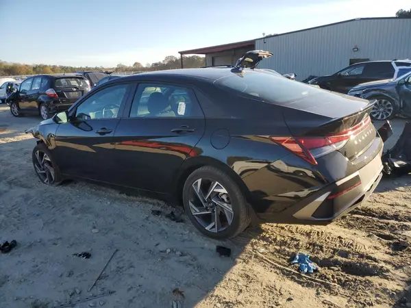 KMHLM4DG8SU995781 2025 HYUNDAI ELANTRA - Image 2