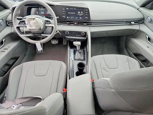 KMHLM4DG8TU111128 2026 HYUNDAI ELANTRA - Image 8
