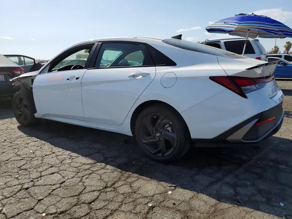 KMHLM4DG8TU191496 2026 HYUNDAI ELANTRA - Image 2