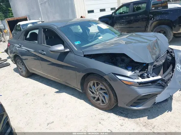 KMHLM4DG9RU637986 2024 HYUNDAI ELANTRA - Image 1