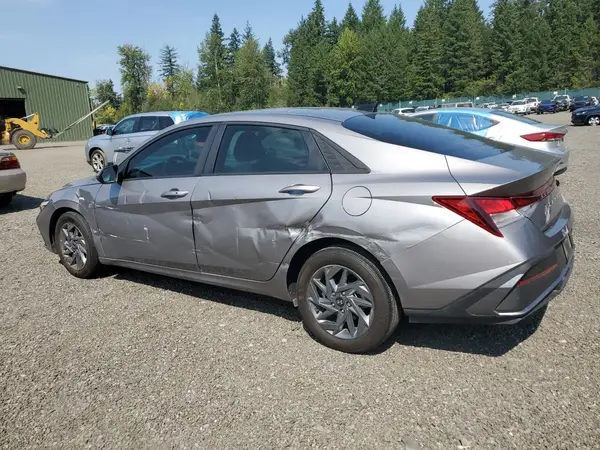 KMHLM4DG9RU646610 2024 HYUNDAI ELANTRA - Image 2