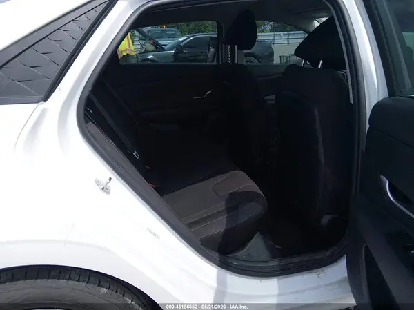 KMHLM4DG9RU657428 2024 HYUNDAI ELANTRA - Image 8