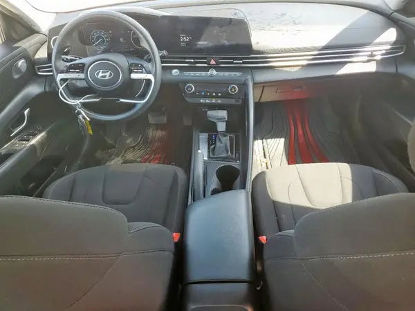 KMHLM4DG9RU657591 2024 HYUNDAI ELANTRA - Image 8