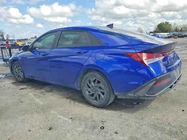 KMHLM4DG9RU661575 2024 HYUNDAI ELANTRA - Image 2