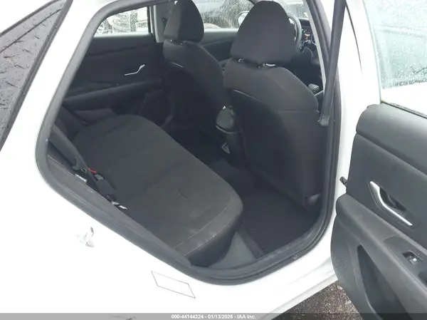 KMHLM4DG9RU662967 2024 HYUNDAI ELANTRA - Image 8