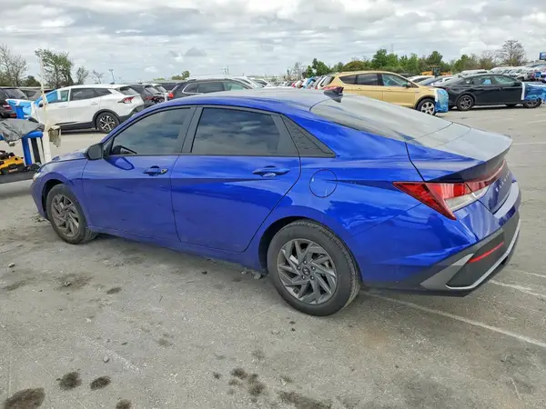 KMHLM4DG9RU665481 2024 HYUNDAI ELANTRA - Image 2