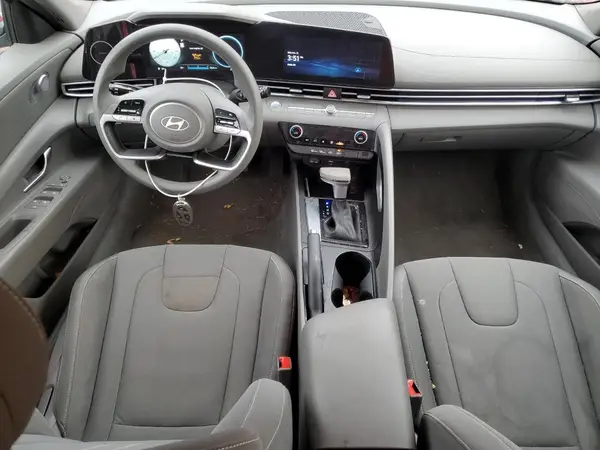 KMHLM4DG9RU674326 2024 HYUNDAI ELANTRA - Image 8