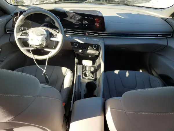 KMHLM4DG9RU682684 2024 HYUNDAI ELANTRA - Image 8