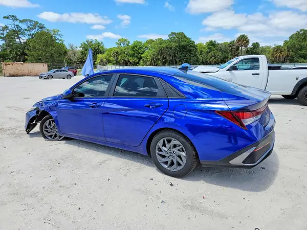 KMHLM4DG9RU683379 2024 HYUNDAI ELANTRA - Image 2