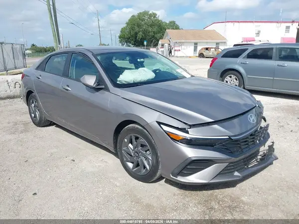 KMHLM4DG9RU685147 2024 HYUNDAI ELANTRA - Image 1
