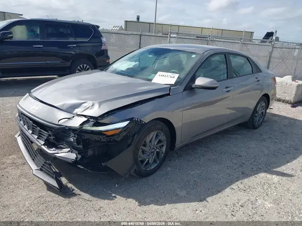 KMHLM4DG9RU685147 2024 HYUNDAI ELANTRA - Image 2