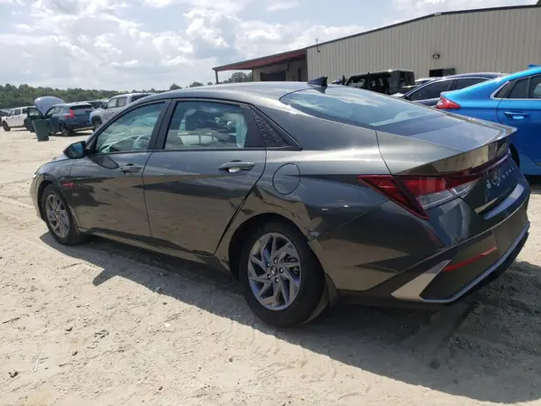 KMHLM4DG9RU696312 2024 HYUNDAI ELANTRA - Image 2
