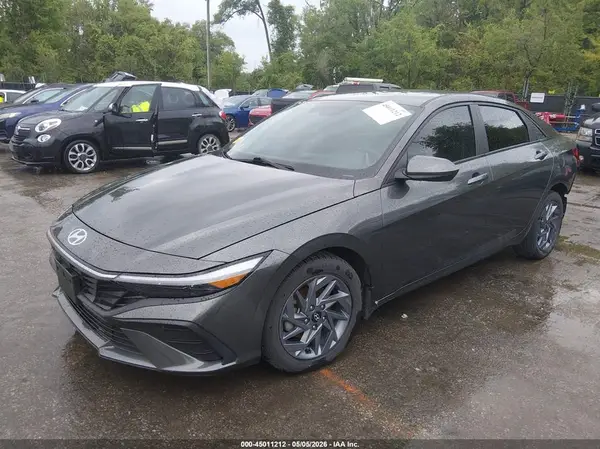 KMHLM4DG9RU697976 2024 HYUNDAI ELANTRA - Image 2