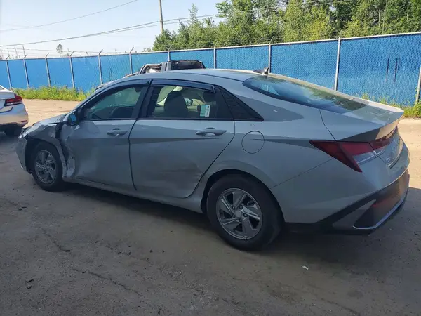 KMHLM4DG9RU703775 2024 HYUNDAI ELANTRA - Image 2