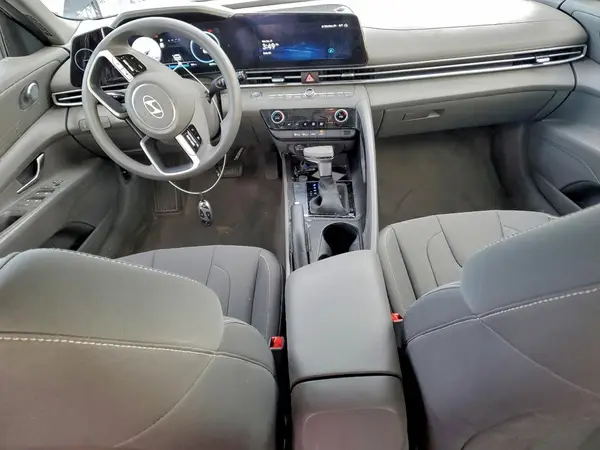 KMHLM4DG9RU705168 2024 HYUNDAI ELANTRA - Image 8