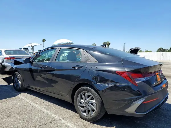 KMHLM4DG9RU706644 2024 HYUNDAI ELANTRA - Image 2