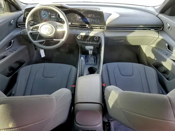 KMHLM4DG9RU710659 2024 HYUNDAI ELANTRA - Image 8