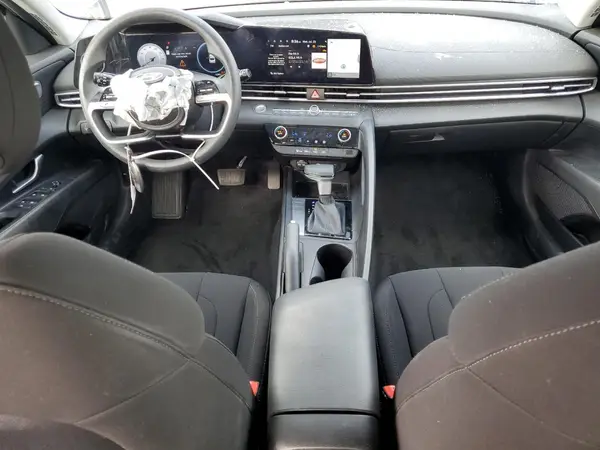 KMHLM4DG9RU712024 2024 HYUNDAI ELANTRA - Image 8