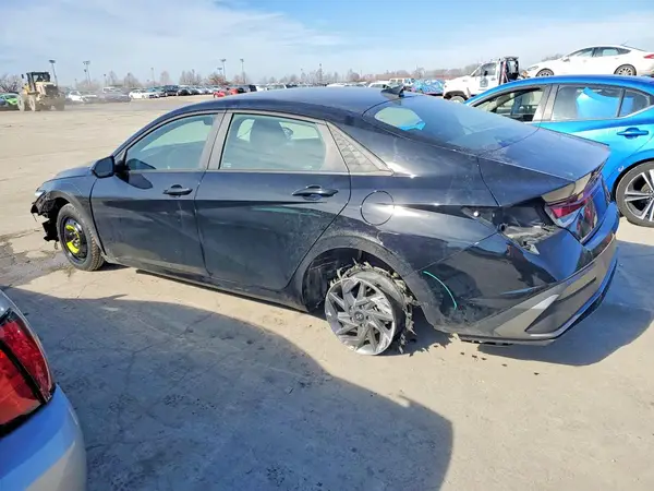 KMHLM4DG9RU714159 2024 HYUNDAI ELANTRA - Image 2