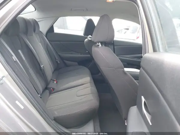 KMHLM4DG9RU718387 2024 HYUNDAI ELANTRA - Image 8