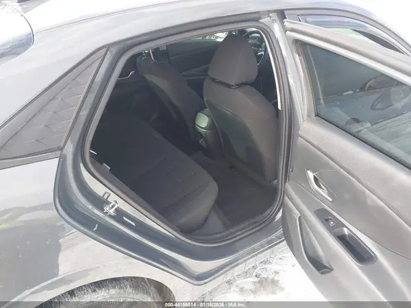 KMHLM4DG9RU719944 2024 HYUNDAI ELANTRA - Image 8