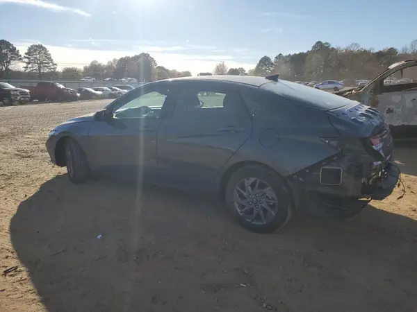 KMHLM4DG9RU722228 2024 HYUNDAI ELANTRA - Image 2