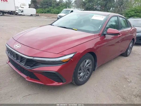 KMHLM4DG9RU727588 2024 HYUNDAI ELANTRA - Image 2