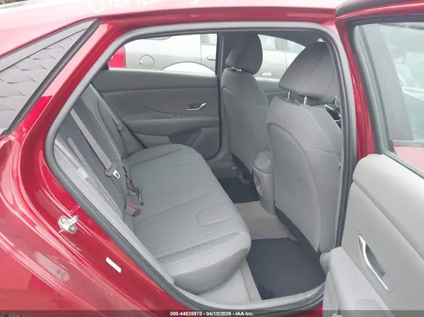 KMHLM4DG9RU727588 2024 HYUNDAI ELANTRA - Image 8