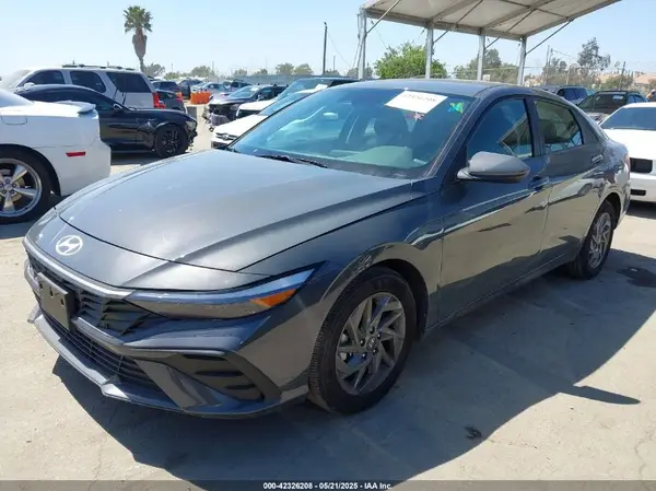 KMHLM4DG9RU730944 2024 HYUNDAI ELANTRA - Image 2