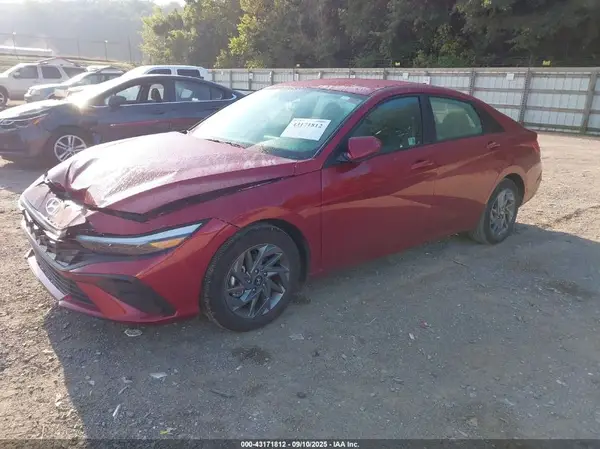 KMHLM4DG9RU734007 2024 HYUNDAI ELANTRA - Image 2