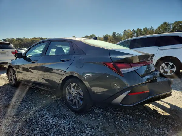 KMHLM4DG9RU734282 2024 HYUNDAI ELANTRA - Image 2