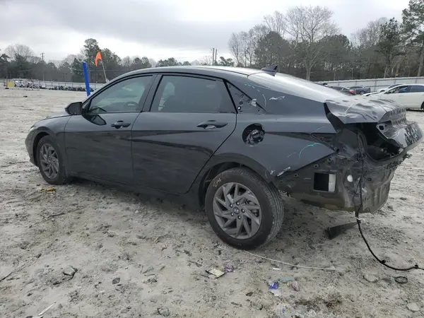 KMHLM4DG9RU734301 2024 HYUNDAI ELANTRA - Image 2